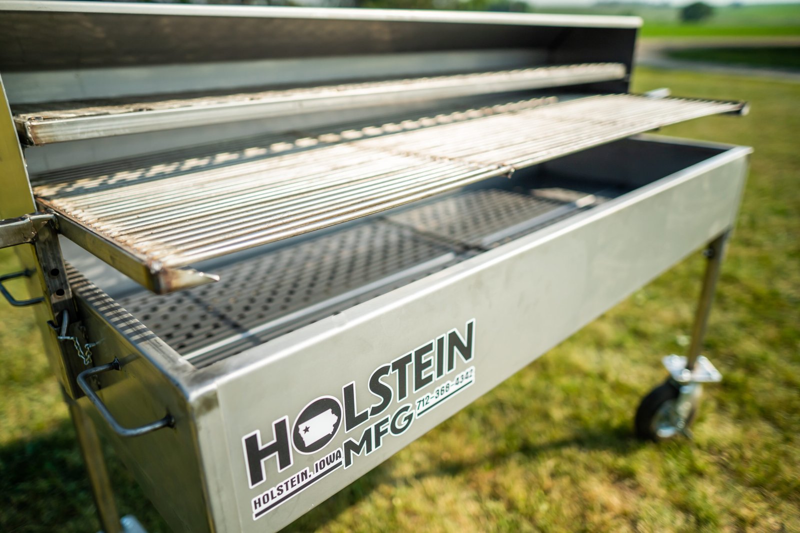 Model 2460CSS Professional Charcoal – Stainless