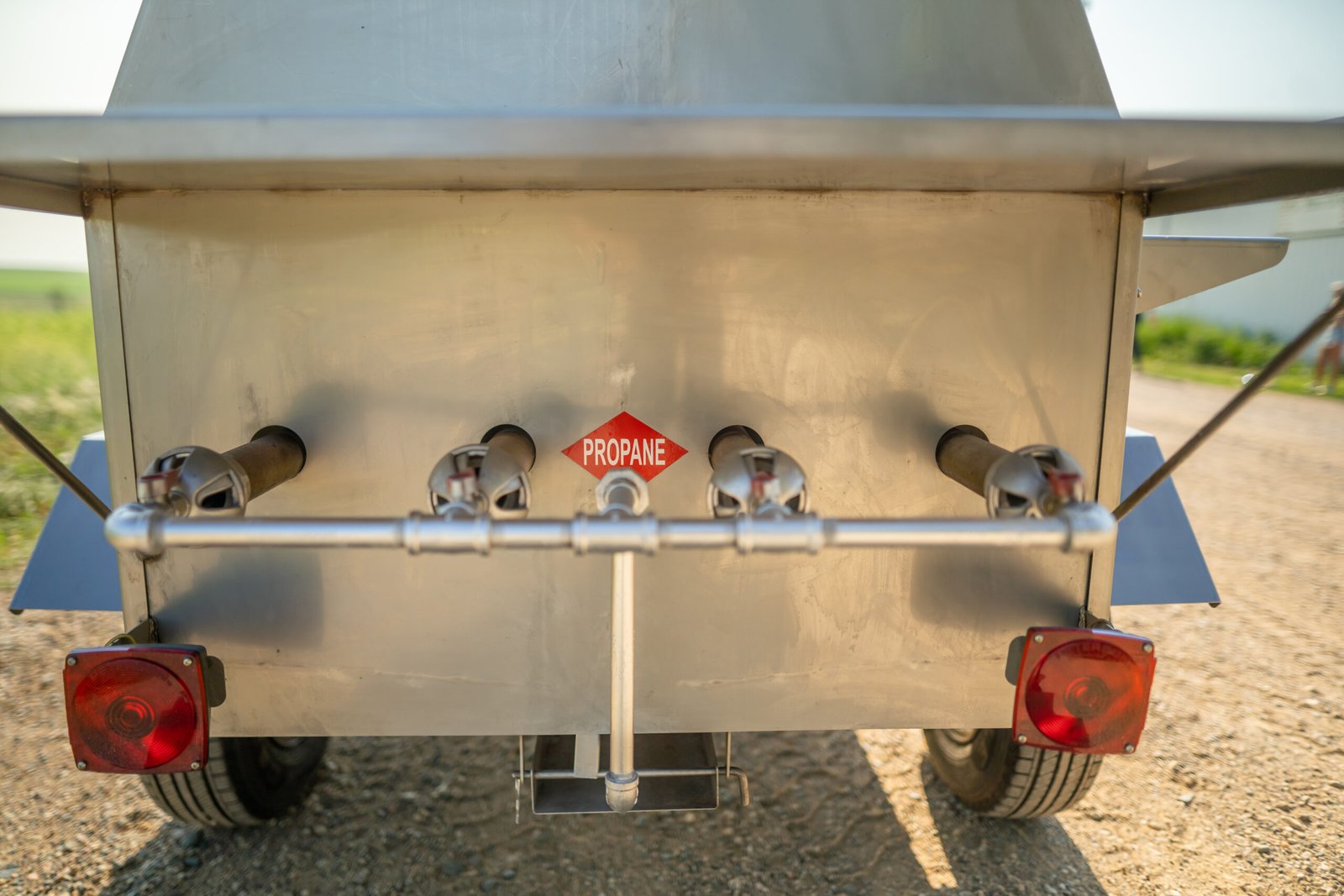 Model 7240GSS Towable Gas Grill – Stainless