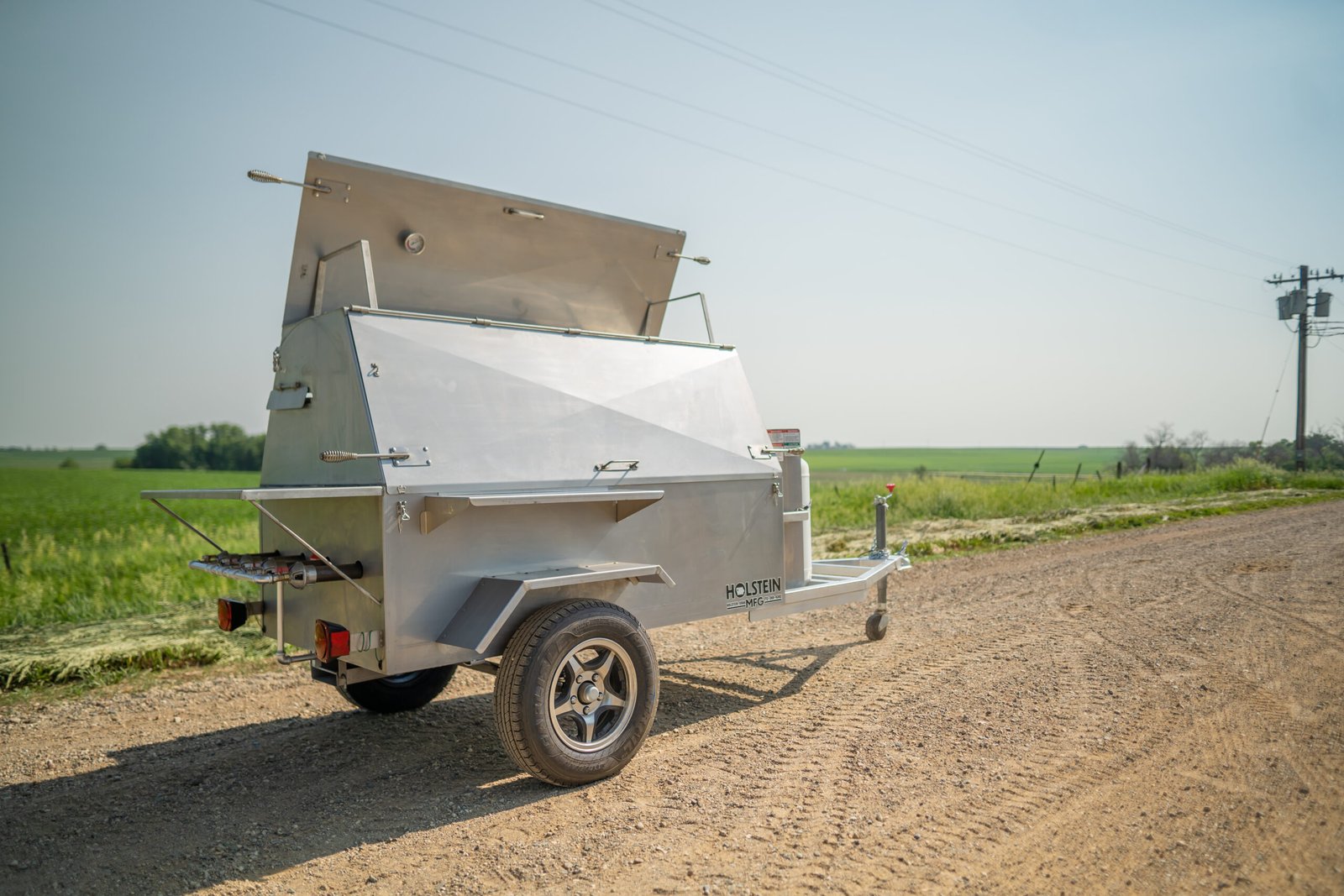 Model 7240GSS Towable Gas Grill – Stainless