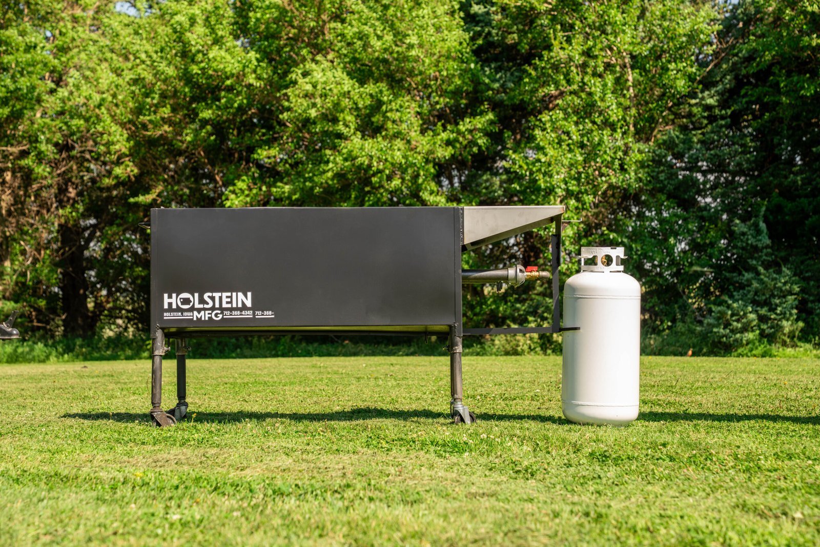 Model 2448G Professional Gas Grill