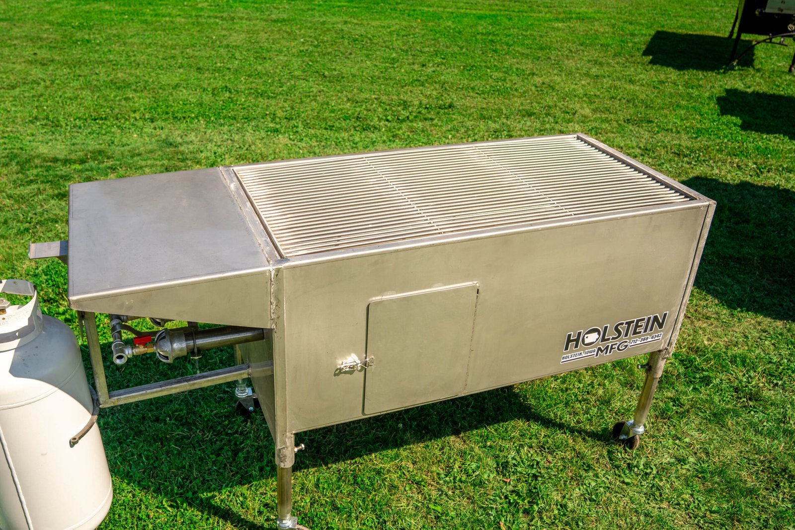 Model 2448GSS Professional Gas Grill – Stainless