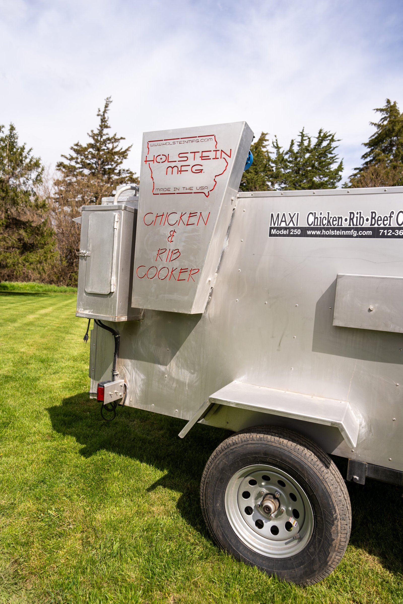 Model 250 Chicken & Rib Cooker