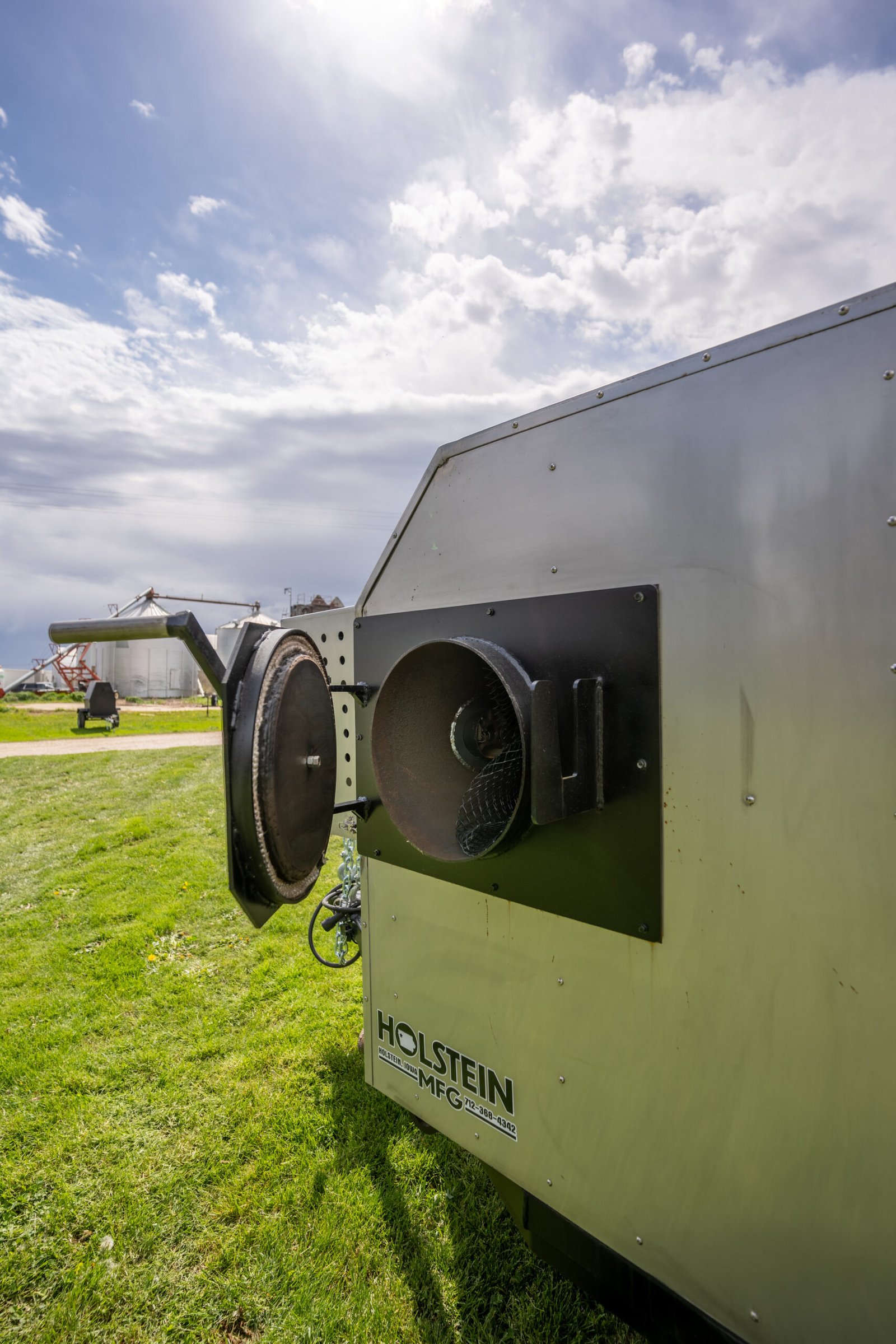 Model 250 Chicken & Rib Cooker