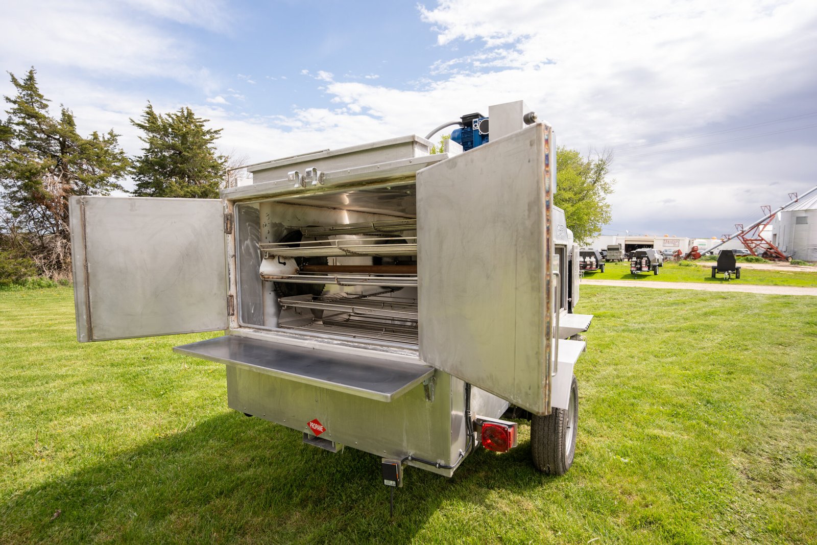 Model 250 Chicken & Rib Cooker