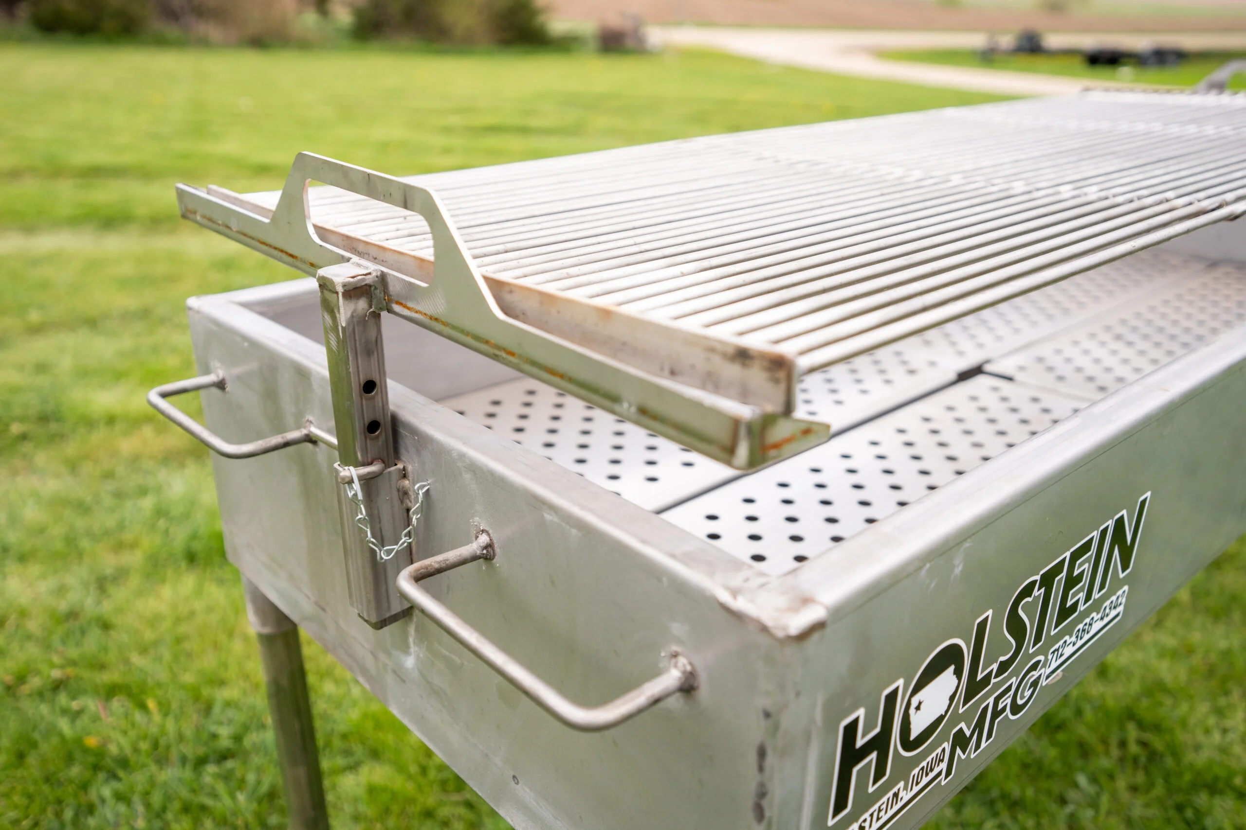 Model 2448CSS Professional Charcoal Grill – Stainless