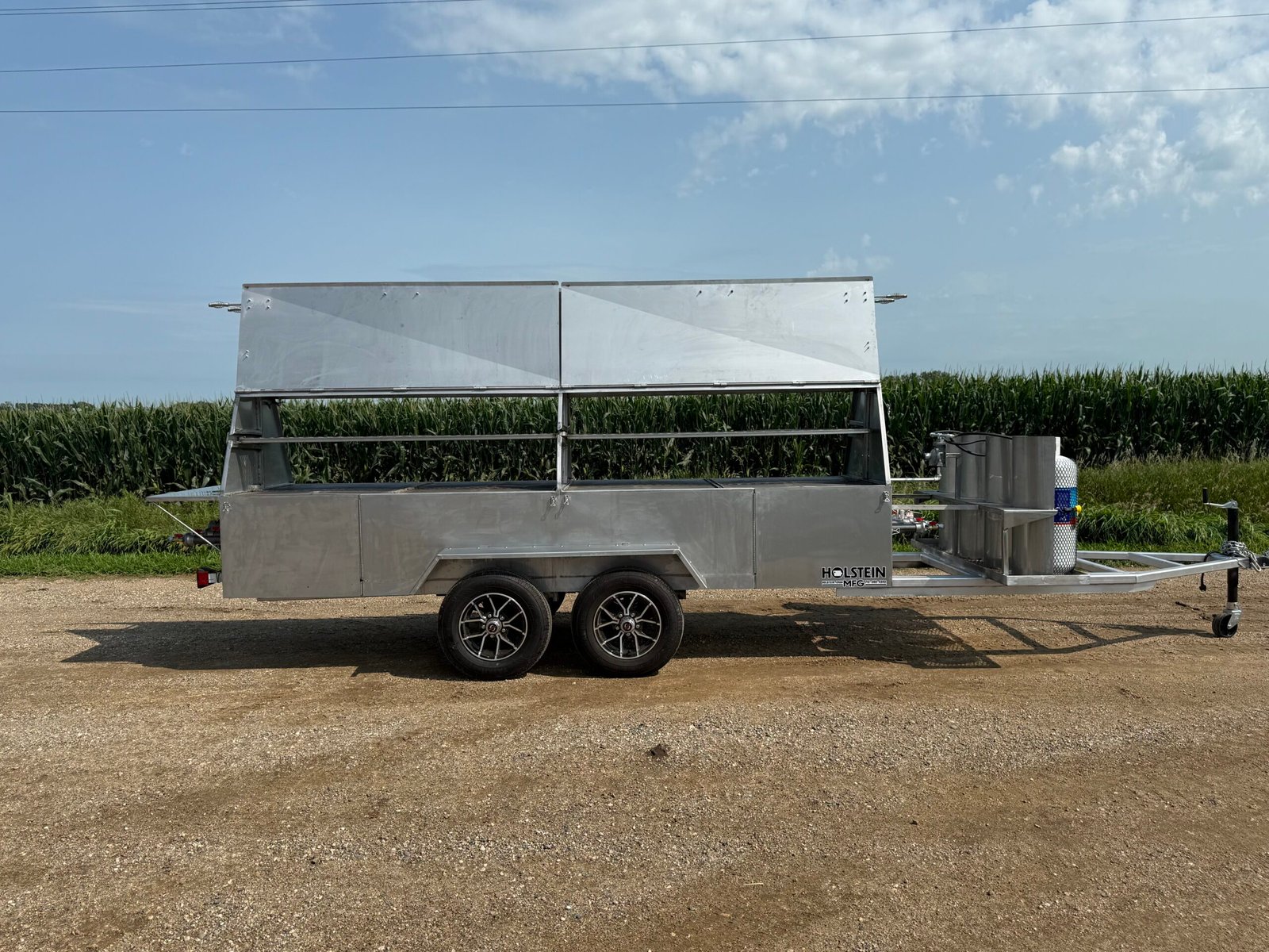 Model 1240GSS Towable Gas Grill – Stainless