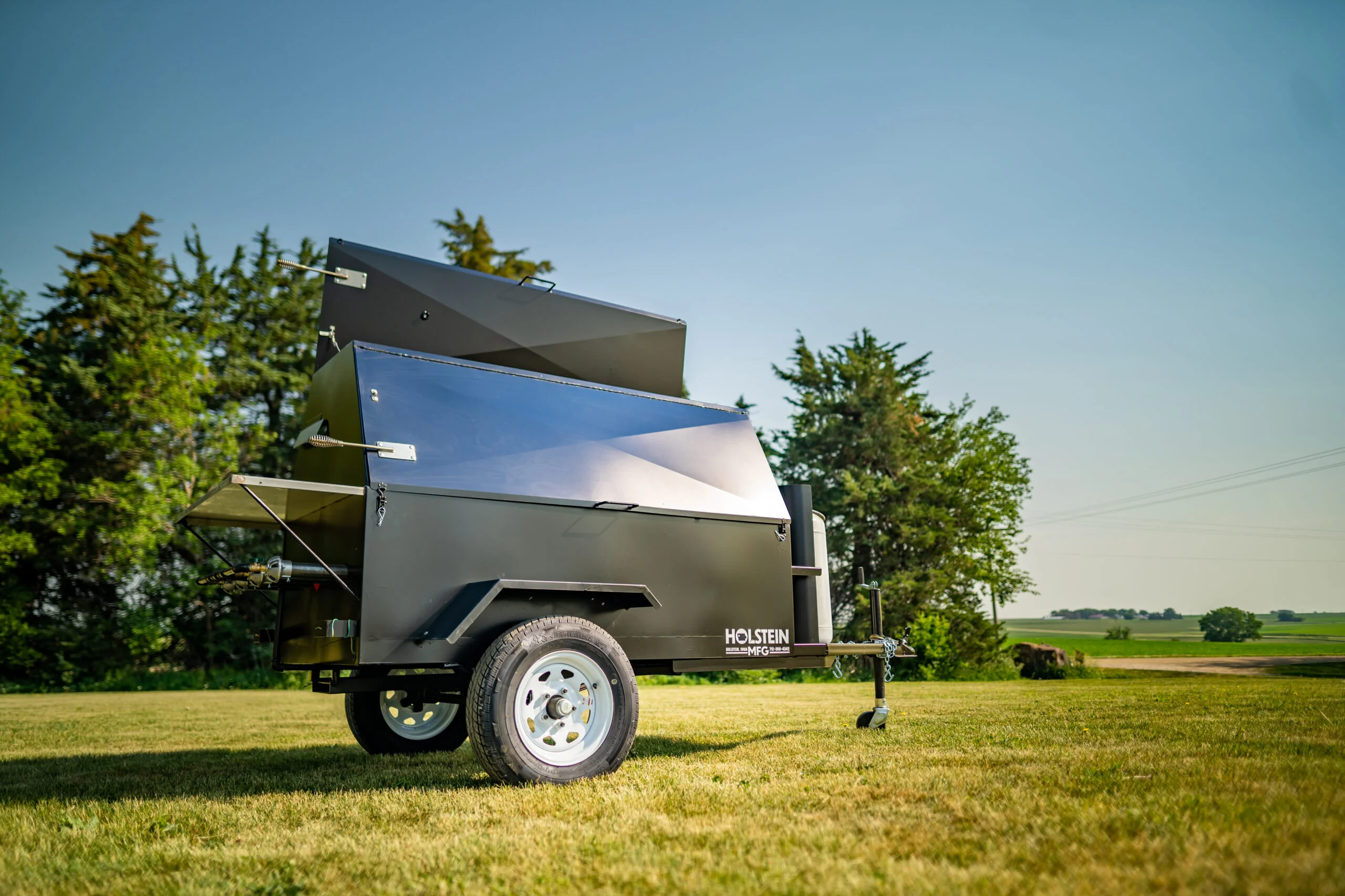 Model 7240G Towable Gas Grill