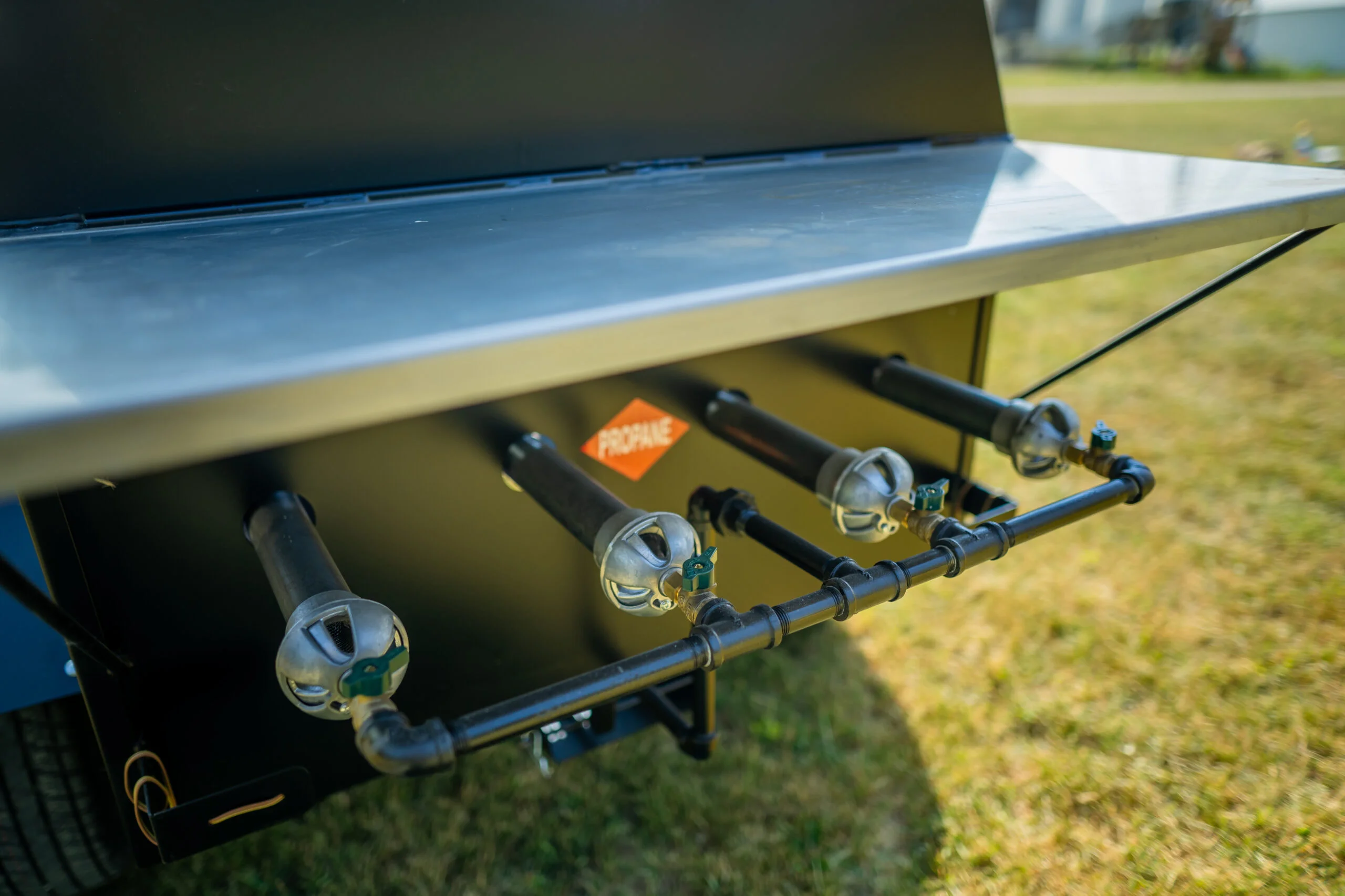 Model 7240G Towable Gas Grill
