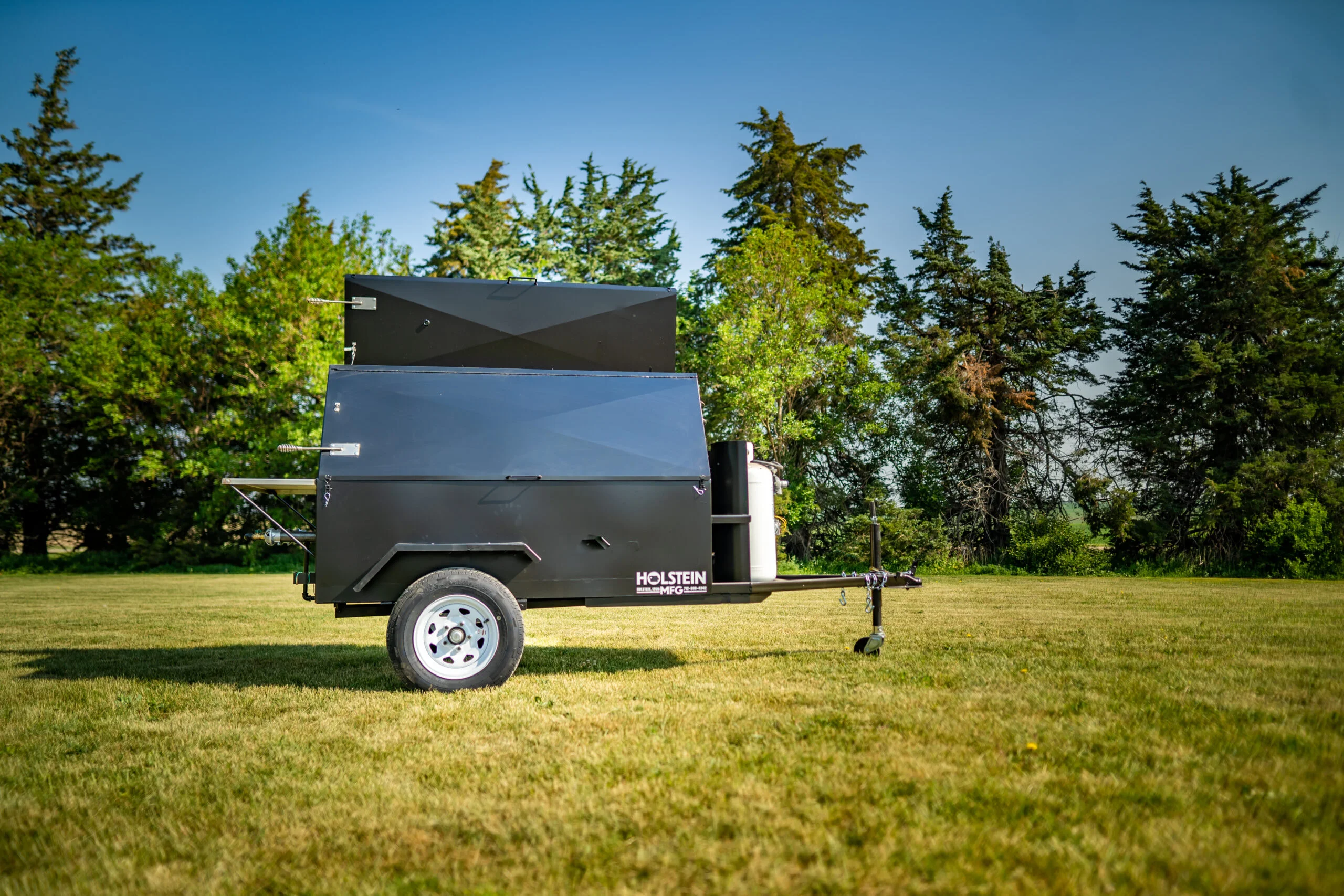 Model 7240G Towable Gas Grill