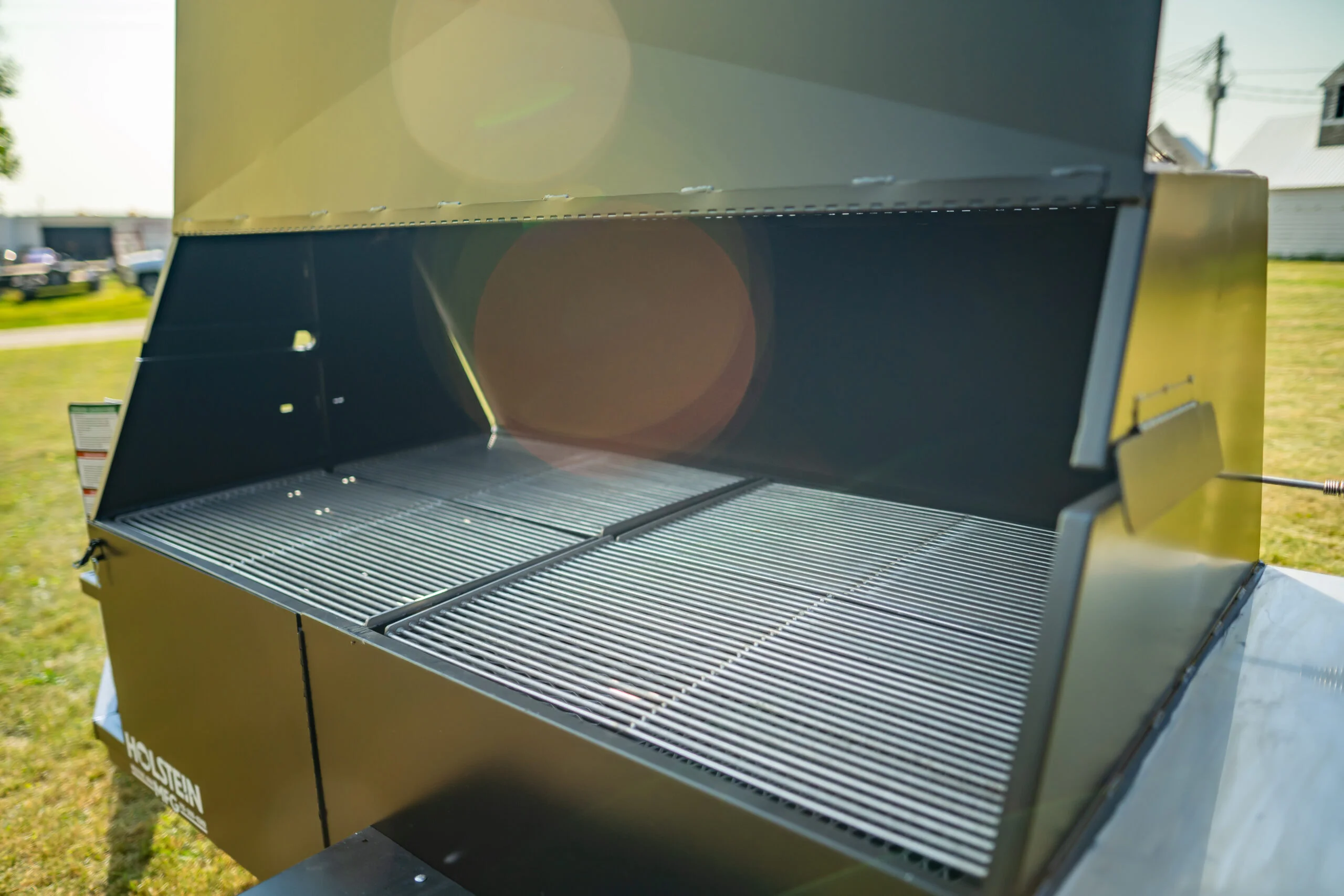 Model 7240G Towable Gas Grill