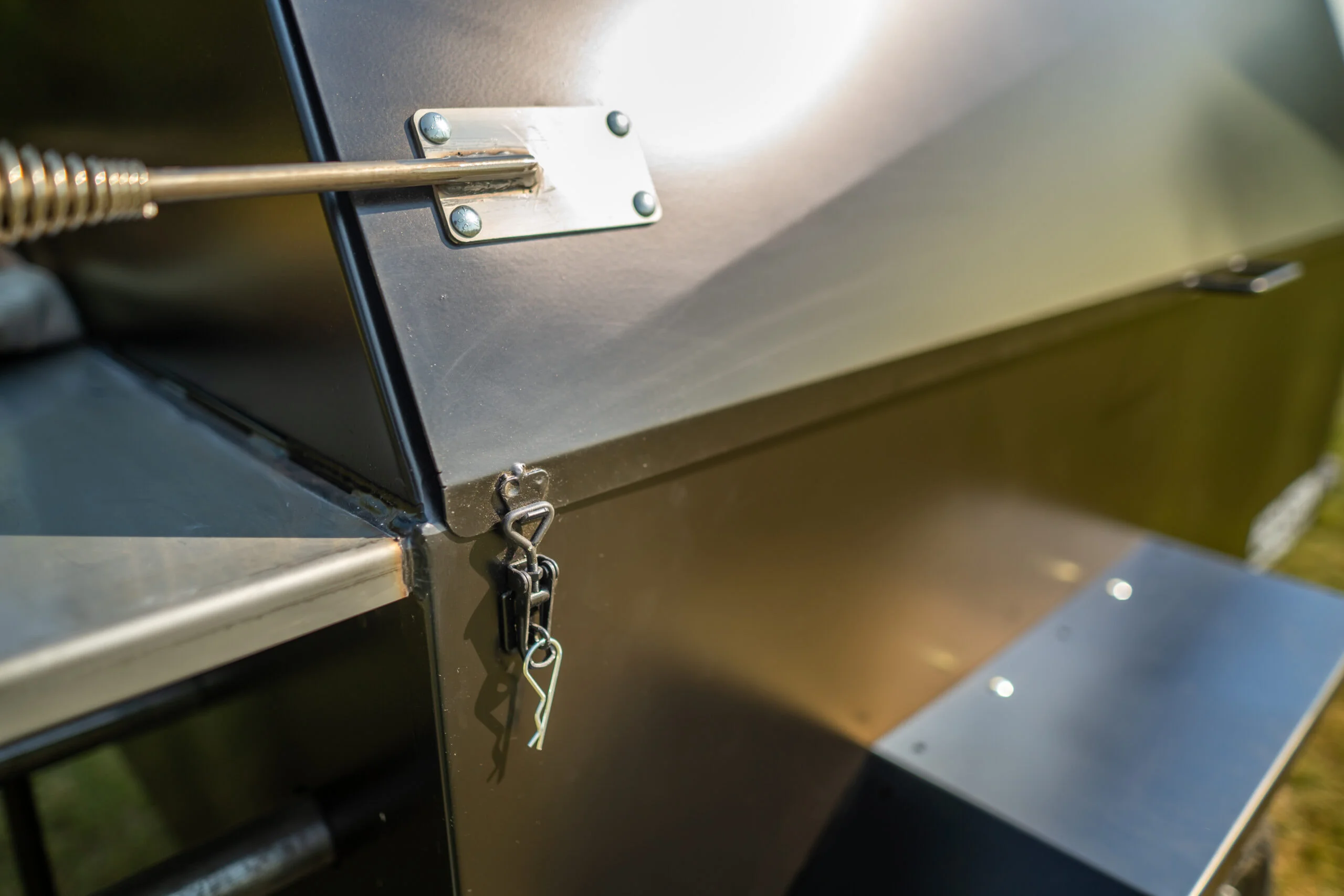 Model 7240C Towable Charcoal Grill