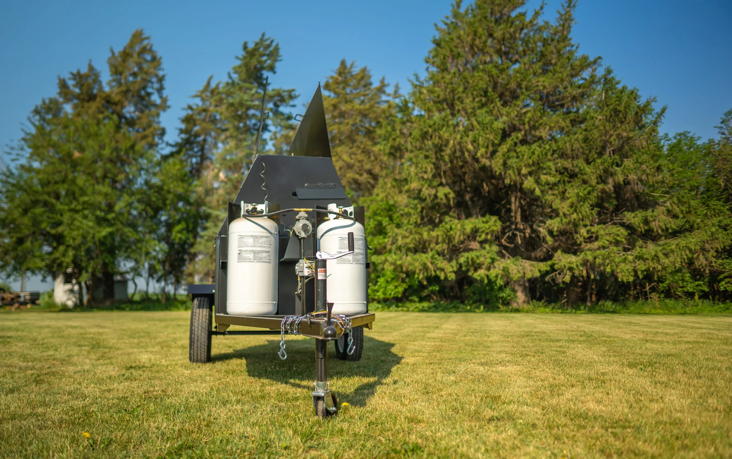 Model 7240G Towable Gas Grill