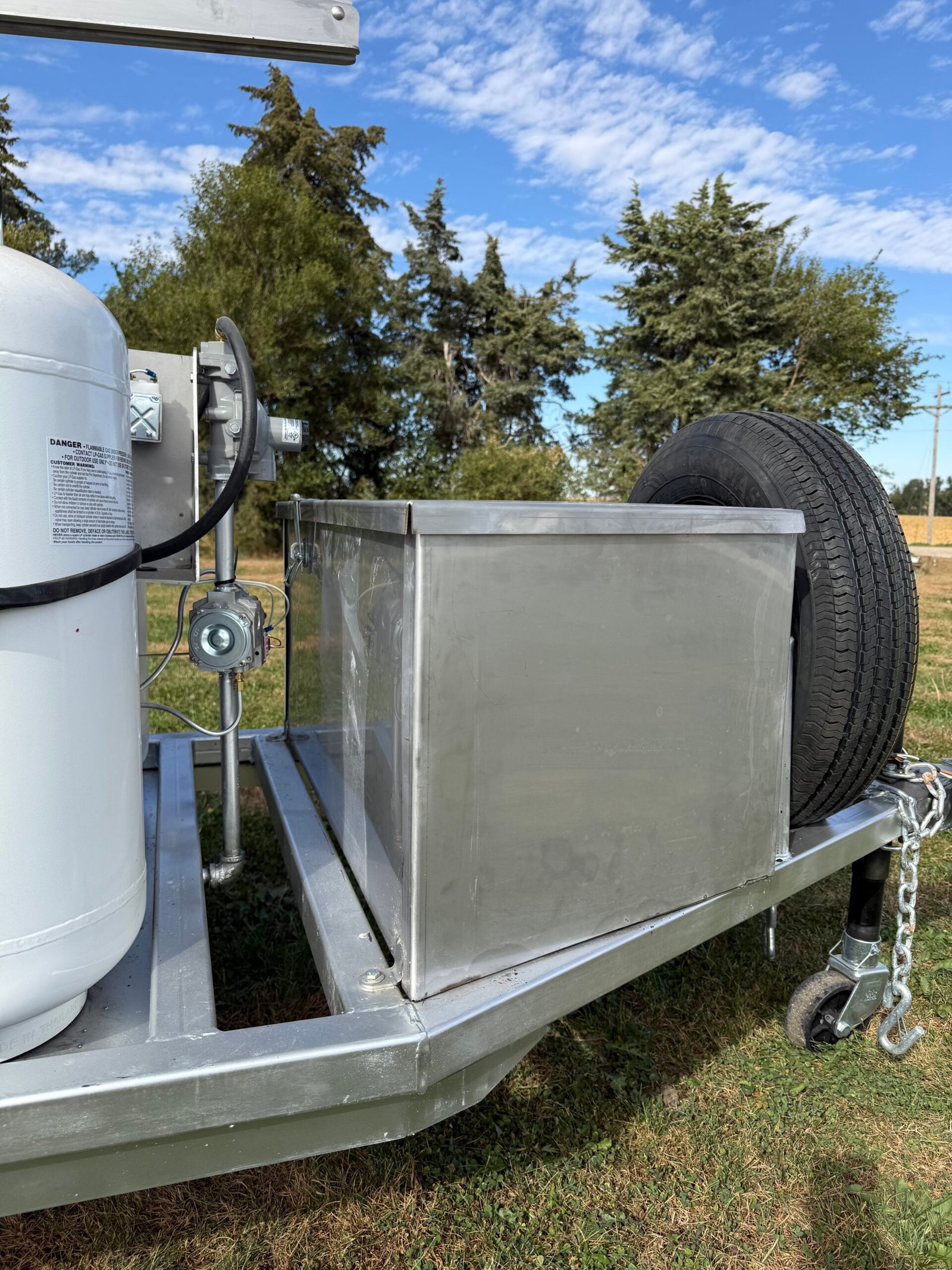 Model 7240GSS Towable Gas Grill – Stainless