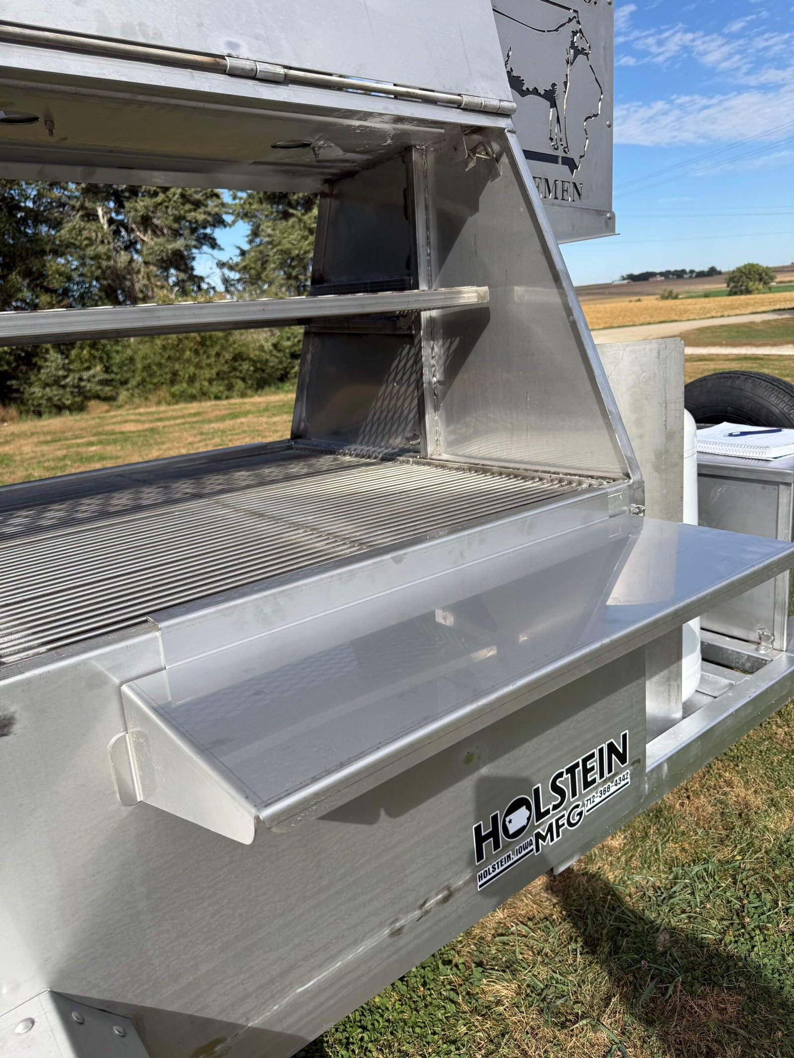 Model 7240GSS Towable Gas Grill – Stainless