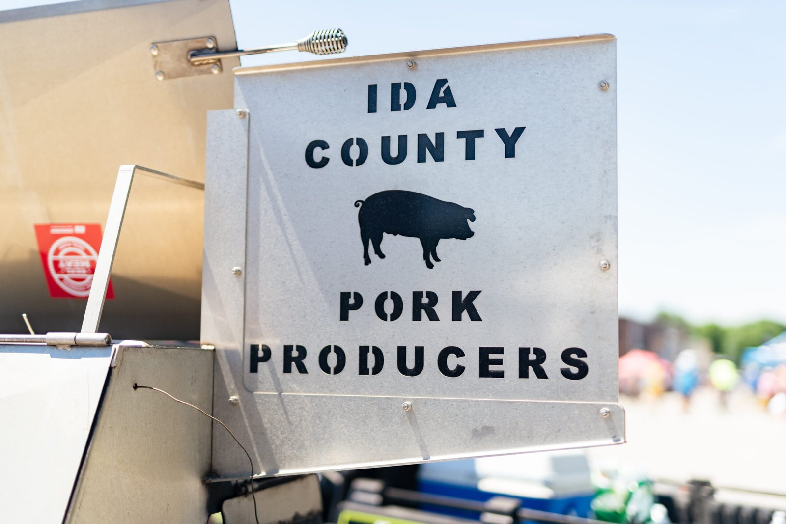 Model 7240GSS Towable Gas Grill – Stainless