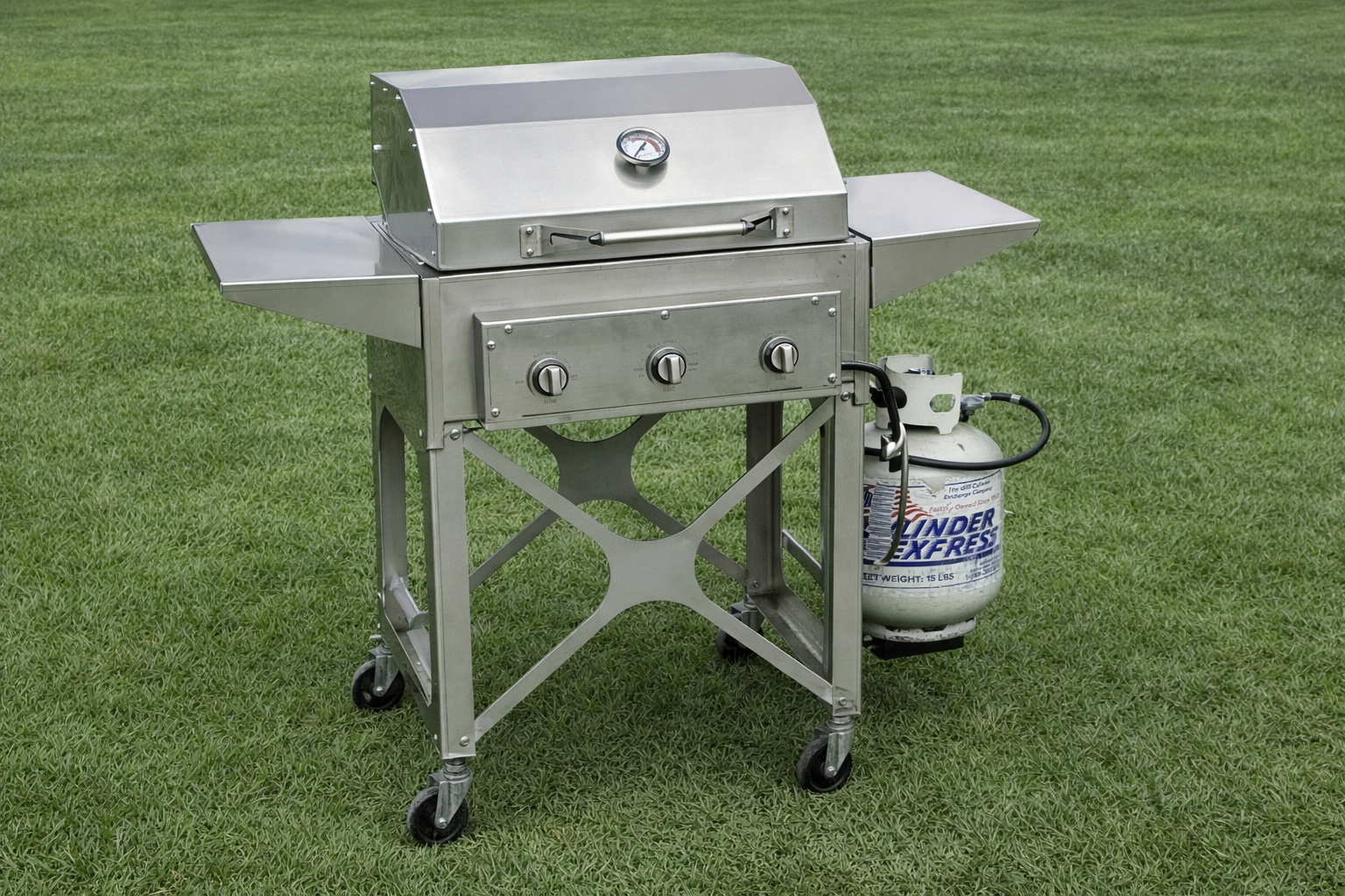 Signature Series: Model 2220GSS Gas Grill – Stainless